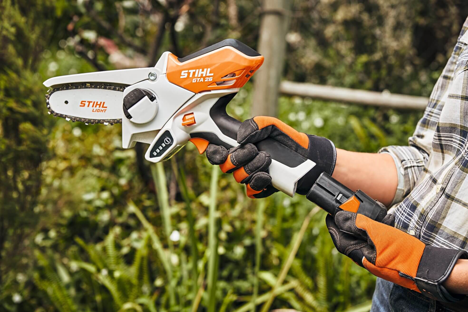 Stihl Charging Lithium Batteries 51